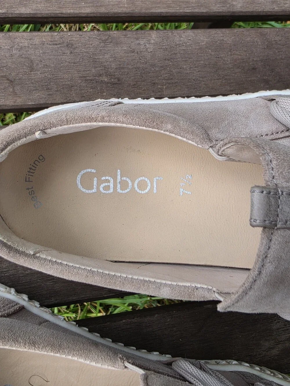 Gabor Bow Slip On Sneakers 7.5 Champagne